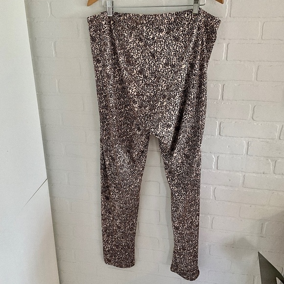 Print legging pants Peach skin Cheetah Leopard leggings High rise plus Size 2X - Picture 6 of 6